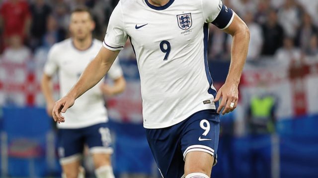 England's Path to the Knockout Stage: Key Matchups and Scenarios | how to solve rubik 3x3 fast, bni4