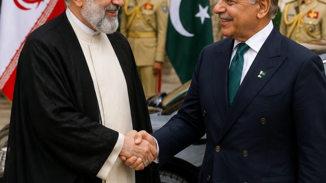 Historic Diplomatic Shift: Iran's President Visits Pakistan Amid U.S. Negotiations