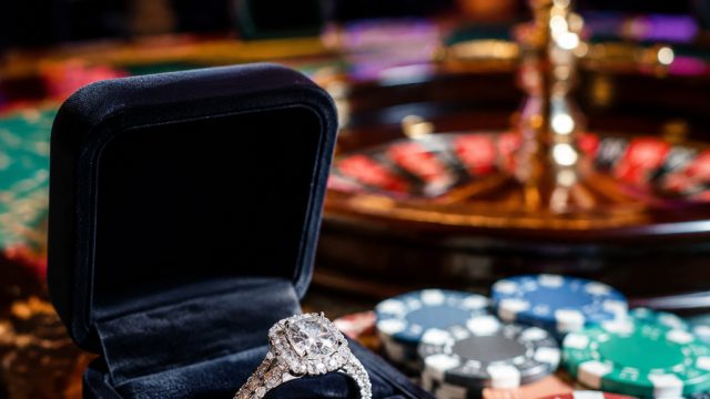 Unlocking Savings: The Best Strategies for Buying Engagement Rings | pola gacor princess malam ini, 