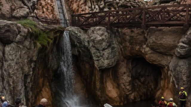Disaster at Disneyland: Guest Escapes Moving Ride, Falls 52 Feet | angka keluar semua pasaran togel,
