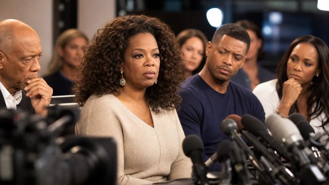Whitney Houston's Family Disputes Oprah Winfrey's Stage Incident Claims | akun slot yg mudah menang,